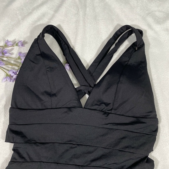 NEW BECCA [ Small‎ ] Elaine Color Code One-piece Swimsuit In Black - Picture 5 of 11